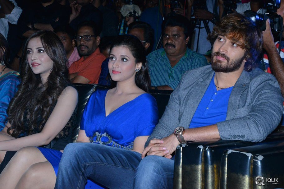 Rogue-Movie-Trailer-Launch